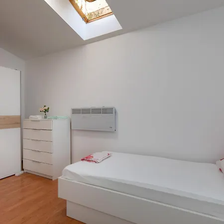 L&l - Two-bedroom With Terrace * 두브로브니크